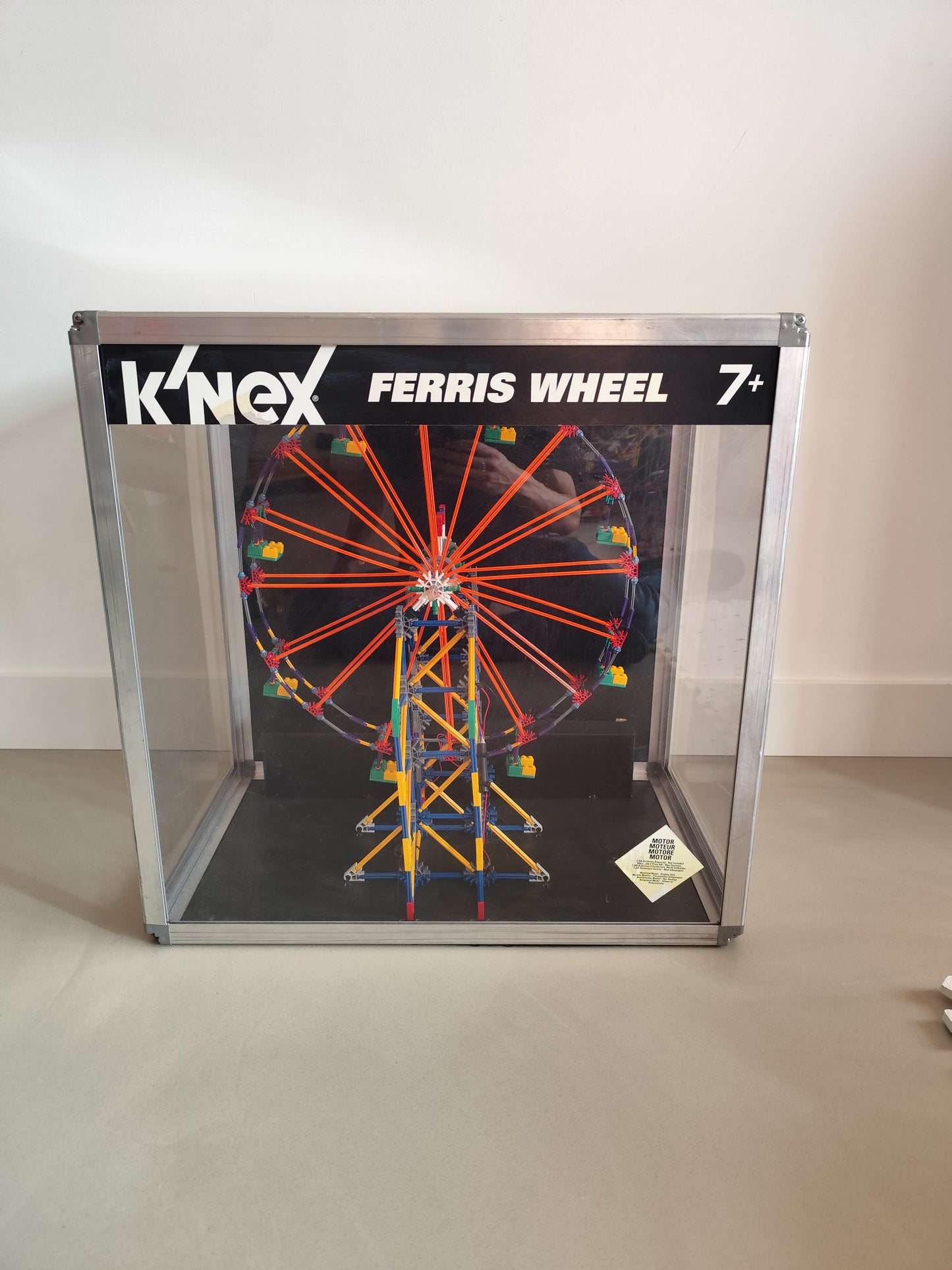 K'nex Store display model Ferris wheel with working motion sensor and custom motor